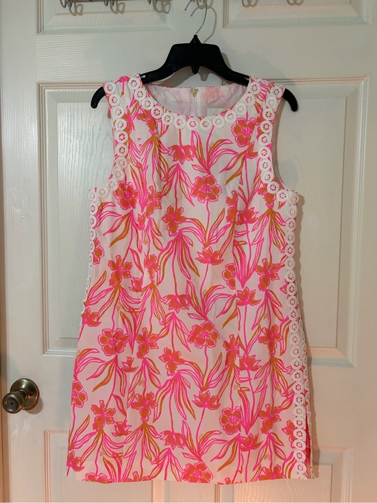 Lilly Pulitzer Dresses & Skirts - Lilly Pulitzer Pink and Orange Floral Sleeveless Shift Dress